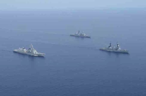 Hạm đội liên hợp Nhật Bản và Philippines vừa tiến hành tập trận ở Biển Đông