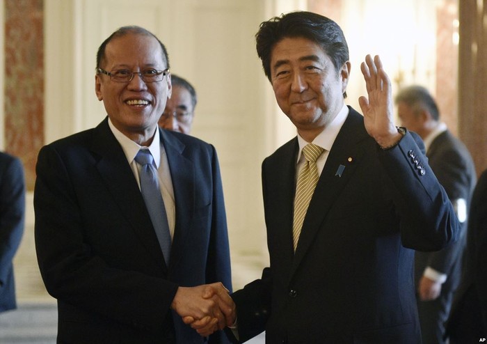 Đầu tháng 6 năm 2015, Tổng thống Philippines Benigno Aquino thăm Nhật Bản, hai nước tăng cường quan hệ quốc phòng