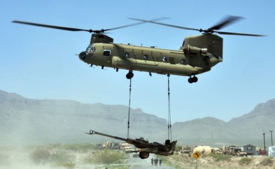 Ấn Độ mua 15 máy bay trực thăng hạng trung Chinook của Mỹ