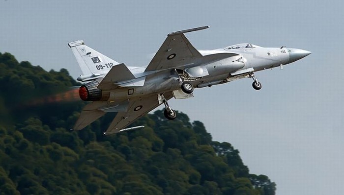 Máy bay chiến đấu hạng nhẹ JF-17 Thunder Pakistan