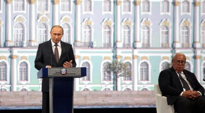 Tổng thống Nga Vladimir Putin tại Diễn đàn kinh tế quốc tế St. Petersburg 2015