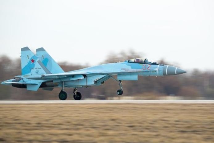 Nga đã triển khai 12 máy bay chiến đấu Su-35 ở căn cứ đối diện với khu vực đông bắc Trung Quốc