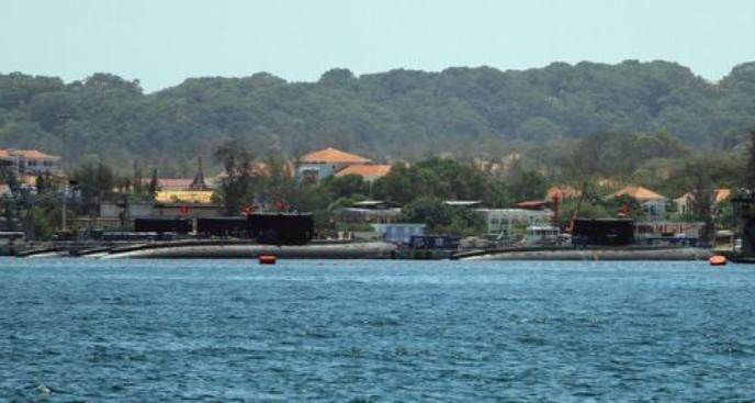 4 tàu ngầm lớp Kilo của Hải quân Việt Nam ở vịnh Cam Ranh
