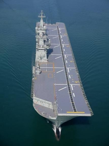 Tàu đổ bộ trực thăng lớp Canberra, Hải quân hoàng gia Australia