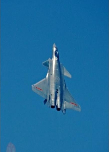 Máy bay chiến đấu J-20 Trung Quốc (nguồn mạng sina)