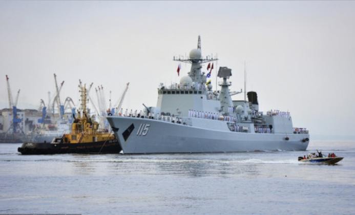 Hạm đội Hải quân Trung Quốc đến Vladivostok để tham gia diễn tập liên hợp với Hải quân Nga (nguồn mạng sina Trung Quốc)