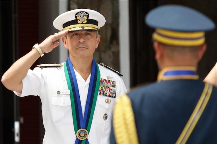 Tư lệnh Bộ Tư lệnh Thái Bình Dương Quân đội Mỹ, Đô đốc Harry B Harris vừa đến thăm Philippines