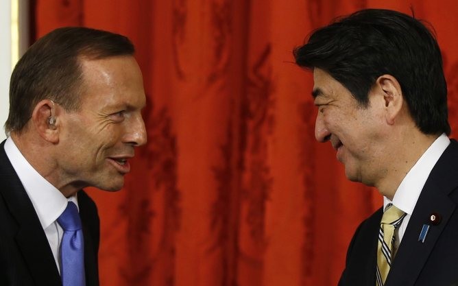 Thủ tướng Nhật Bản Shinzo Abe và Thủ tướng Australia Tony Abbott