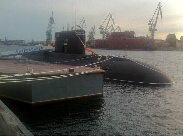 Tàu ngầm thông thường Novorossiysk Type 636.3 lớp Kilo Hải quân Nga