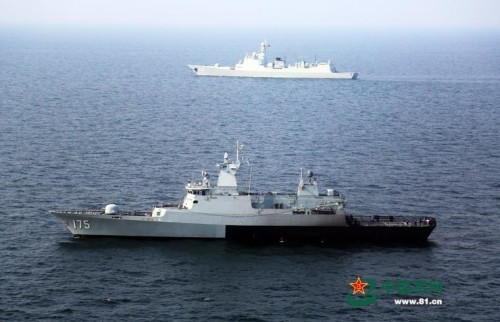 Từ ngày 17 đến ngày 22 tháng 9 năm 2015, Quân đội Trung Quốc và Malaysia tiến hành diễn tập thực binh liên hợp ở eo biển Malacca