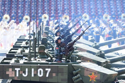 Xe tăng Type 99A Trung Quốc trong lễ duyệt binh ngày 3 tháng 9 năm 2015 (nguồn mạng sina Trung Quốc)