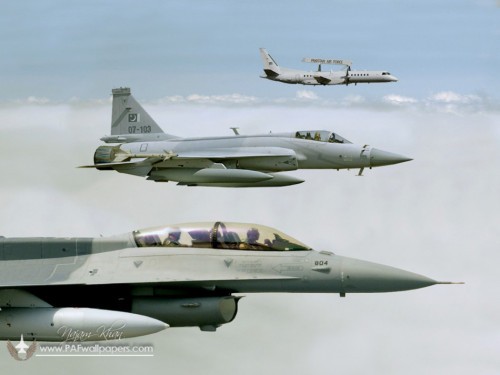 Máy bay chiến đấu hạng nhe JF-17 Thunder Pakistan