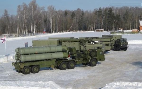 Hệ thống tên lửa phòng không S-500 Nga