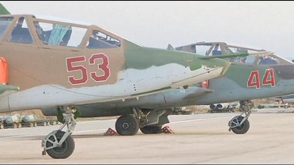 Máy bay tấn công Su-25 Nga đợi lệnh không kích IS (nguồn Thời báo Hoàn Cầu, Trung Quốc)