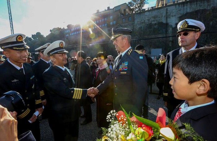 Biên đội tàu chiến Hải quân Trung Quốc đến cảng Stockholm, Thụy Điển