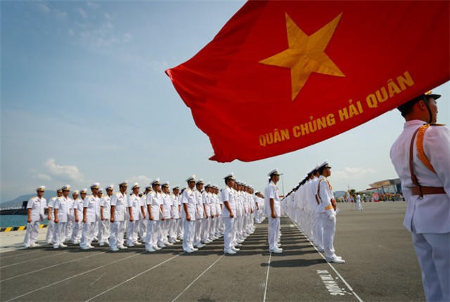 Hải quân nhân dân Việt Nam sẵn sàng bảo vệ chủ quyền biển đảo thiêng liêng
