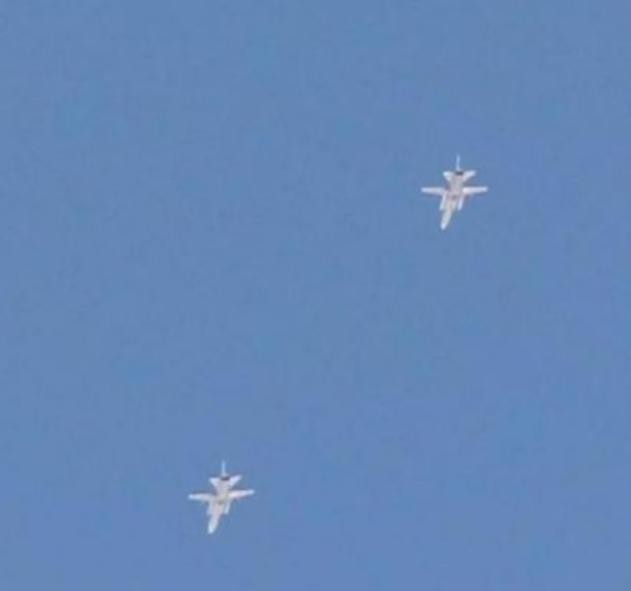 Máy bay chiến đấu ném bom Su-24 Nga không kích ở Syria (nguồn mạng sina)