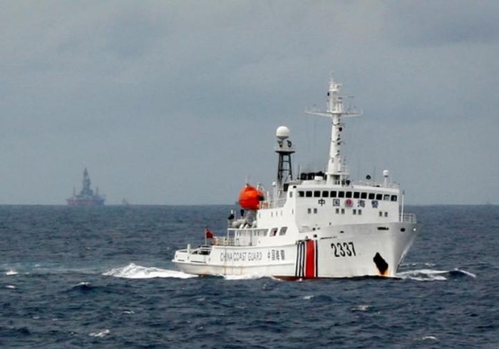 Năm 2014, giàn khoan nước sâu Hải Dương Thạch Du 981 Trung Quốc và lực lượng Cảnh sát biển - lực lượng hải quân trá hình của Trung Quốc xâm phạm nghiêm trọng vùng biển chủ quyền biển của Việt Nam