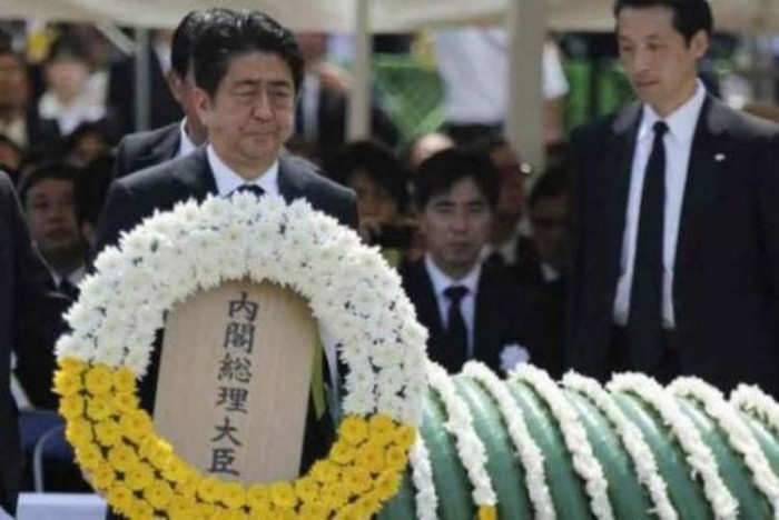 Thủ tướng Nhật Bản Shinzo Abe tham gia hoạt động kỷ niệm ở Nagasaki