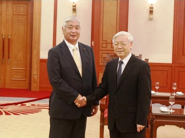 Tổng bí thư Nguyễn Phú Trọng tiếp Bộ trưởng Quốc phòng Nhật Bản Gen Nakatani