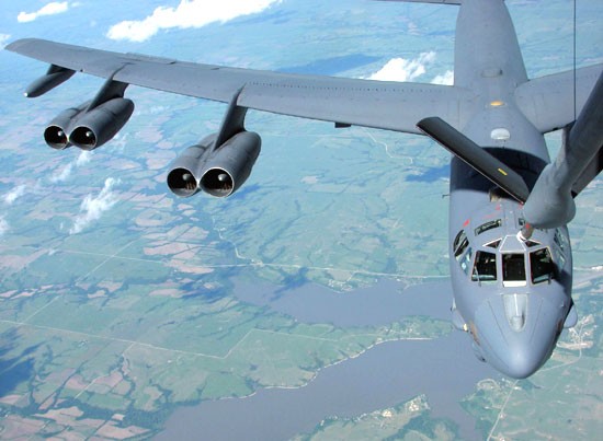 Máy bay ném bom chiến lược B-52 Mỹ vừa bay tự do ở vùng trời Biển Đông