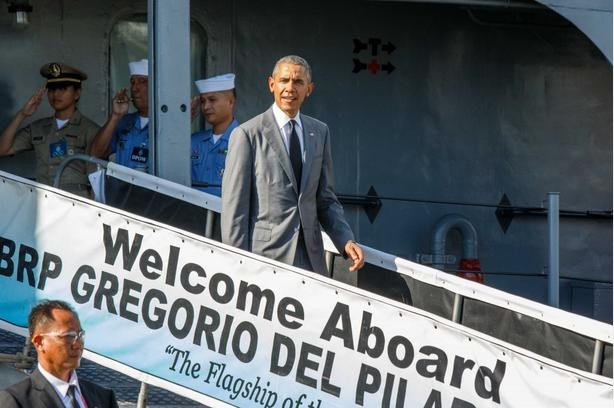 Ngày 17 tháng 11 năm 2015, Tổng thống Mỹ Barack Obama đến thăm tàu chỉ huy BRP Gregorio del Pilar của Hải quân Philippines, biểu tượng cho sự viện trợ của Mỹ đối với Philippines.