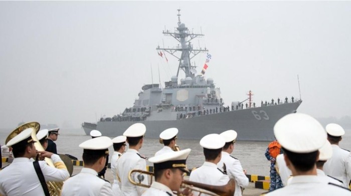 Ngày 16 tháng 11 năm 2015, tàu khu trục USS Stethem DDG-63 Hải quân Mỹ đến thăm Thượng Hải trong thời gian 5 ngày