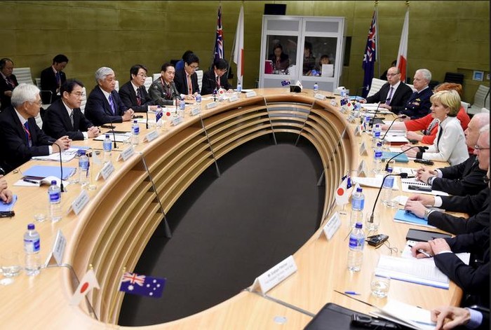 Ngày 22 tháng 11 năm 2015, Ngoại trưởng và Bộ trưởng Quốc phòng hai nước Nhật Bản-Australia tổ chức tham vấn &quot;2 + 2&quot;.