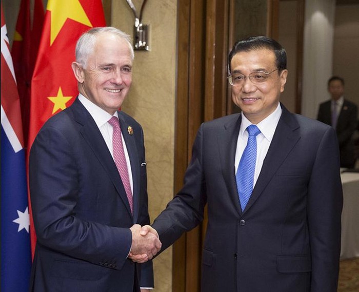 Ngày 21 tháng 11 năm 2015, Thủ tướng Australia Malcolm Turnbull gặp gỡ Thủ tướng Trung Quốc Lý Khắc Cường