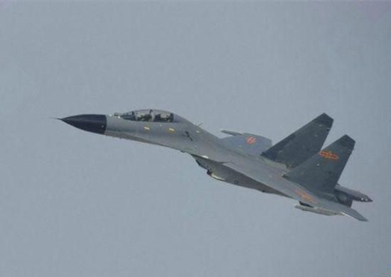 Hình ảnh này được cho là máy bay chiến đấu J-11D Trung Quốc (nguồn Thời báo Hoàn Cầu, Trung Quốc)