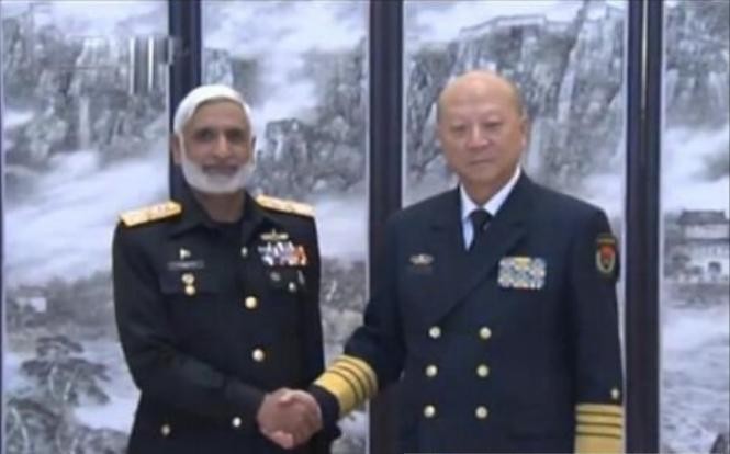 Ngày 15/10/2015, tại Bắc Kinh, Tư lệnh Hải quân Trung Quốc hội đàm với Tư lệnh Hải quân Saudi Arabia Abdullah Sultan