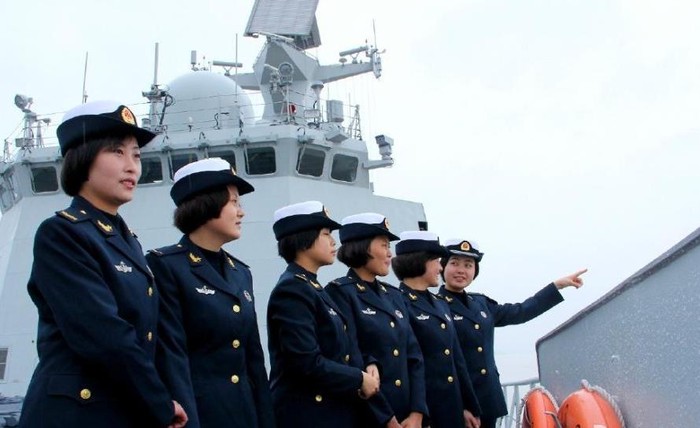 Nữ binh sĩ Hải quân Trung Quốc