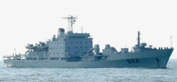 Tàu tiếp tế Kính Bạc Hồ số hiệu 884 Type 904 lớp Đại Vận của Hạm đội Nam Hải, Hải quân Trung Quốc