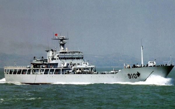 Ngày 12/1/2016, Trung Quốc biên chế tàu đổ bộ xe tăng Thiên Mục Sơn số hiệu 916 Type 072B cho Hạm đội Đông Hải, bố trí ở biển Hoa Đông