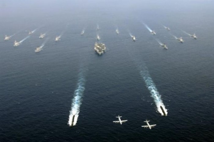 Cụm chiến đấu tàu sân bay Mỹ