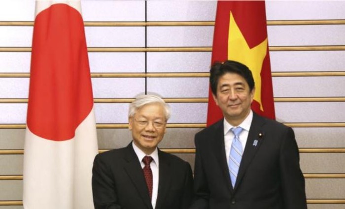 Tổng bí thư Nguyễn Phú Trọng và Thủ tướng Shinzo Abe