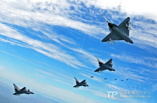 Biên đội máy bay chiến đấu J-10 Trung Quốc