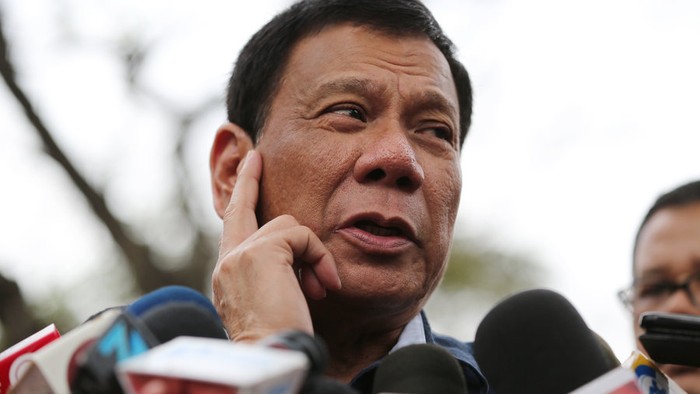 Ứng viên Rodrigo Duterte chủ trương chấp nhận đàm phán với Trung Quốc nếu trúng cử. Ảnh: npr.org