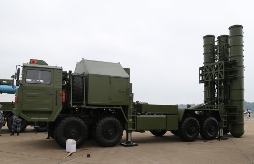 Trung Quốc đã triển khai hệ thống tên lửa phòng không tầm xa HQ-9 ở đảo Hải Nam và đảo Phú Lâm thuộc quần đảo Hoàng Sa của Việt Nam. Nguồn ảnh: Sina Trung Quốc.