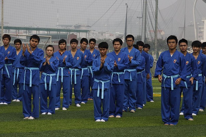 Các môn sinh năm thứ nhất (khóa 7) Trường ĐH FPT mới chỉ làm quen Vovinam được khoảng 1 tháng, nhưng được hỏi phần lớn các em đều rất lấy tự hào khi ở Việt Nam có môn võ được mang đi du đấu nước ngoài tại Sea Game lần thứ 26.