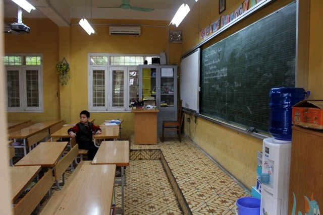 Em Nguyễn Ngọc Phúc, học lớp 2A3 là học sinh duy nhất của trường Thành Công B trong sáng nay vẫn đến học.