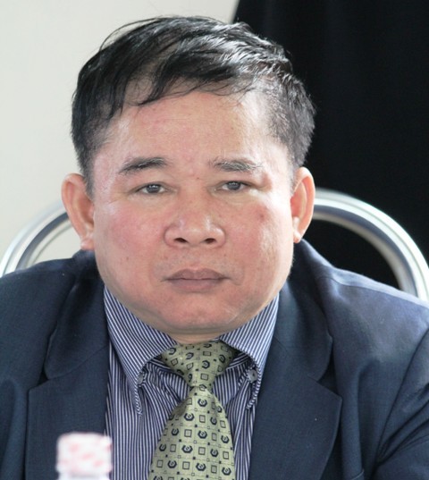 Thứ trưởng Bộ GD&ĐT Bùi Văn Ga cho biết, Luật GDĐH ra đời sẽ giải quyết được nhiều vấn đề của các trường NCL. Ảnh Xuân Trung