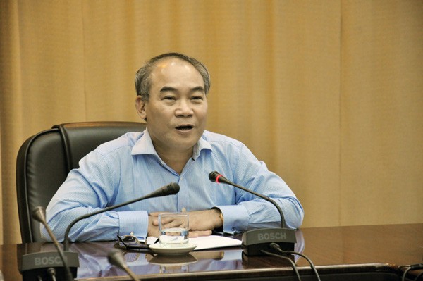 Thứ trưởng Nguyễn Vinh Hiển cho biết, bỏ kỳ thi tốt nghiệp cần xem xét kỹ. Ảnh Xuân Trung