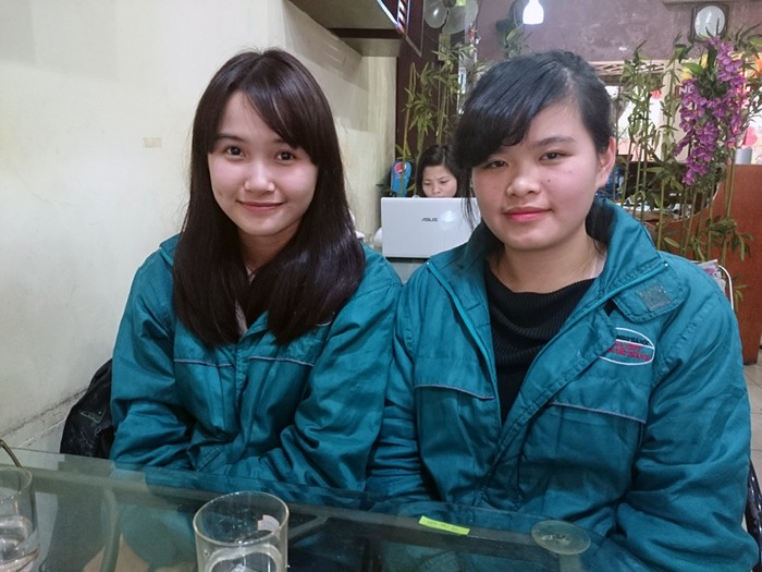 Hai em Trần Mỹ Linh (trái) và Phạm Phương Thảo luôn tự hào khi lựa chọn học lịch sử và lựa chọn môn này là môn tự chọn ở kì thi tốt nghiệp THPT sắp tới. Ảnh Xuân Trung