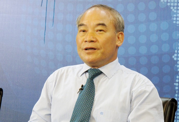 Thứ trưởng Bộ GD&amp;ĐT Nguyễn Vinh Hiển. Ảnh Xuân Trung