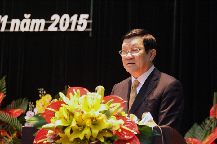 Chủ tịch nước Trương Tấn Sang trao đổi tại Đại hội Hội Khoa học Lịch sử Việt Nam sáng nay. Ảnh Xuân Trung