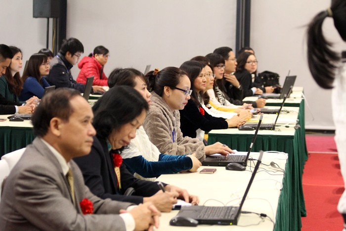 Các phóng viên, biên tập viên các cơ quan báo, đài về dự và tác nghiệp tại Đại hội thi đua yêu nước. Ảnh Xuân Trung