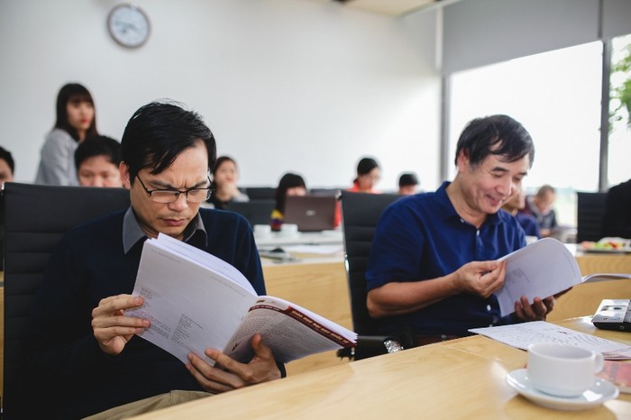 Tạp chí Giáo dục Đại học Quốc tế bản tiếng Việt được xuất bản tạo điều kiện thuận lợi cho cá nhân, tổ chức quan tâm đến lĩnh vực giáo dục có thể tiếp cận với thông tin về giáo dục toàn cầu.