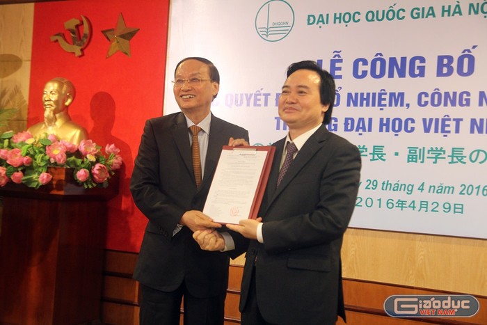 Công nhận ông Tô Huy Rứa là Hiệu trưởng danh dự Đại học Việt Nhật.