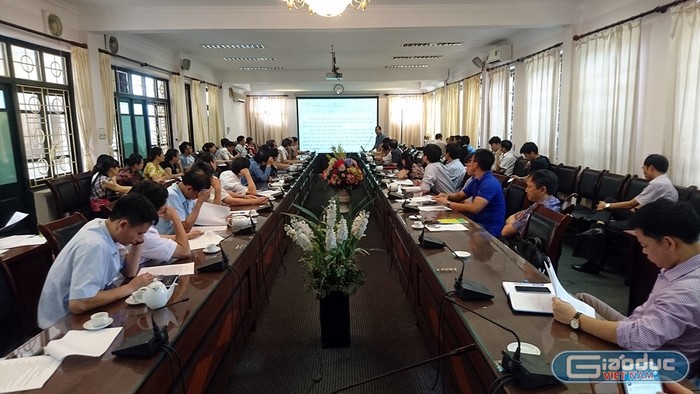 Đông đảo các trường thành viên của Đại học Thái Nguyên đến nghe giới thiệu về phần mềm xét tuyển của Đại học Thăng Long.
